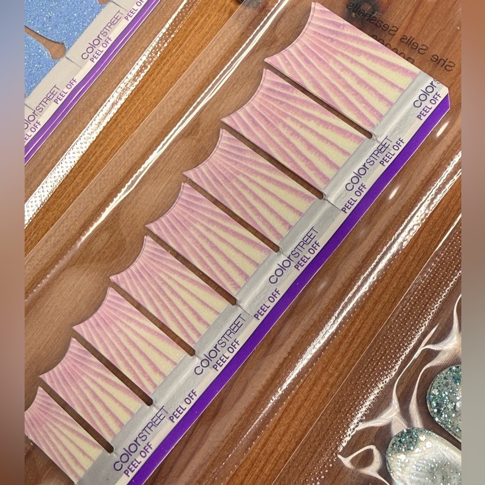 ๐
ColorStreet - Fairytale bundle 4 sets - Picture 4 of 6